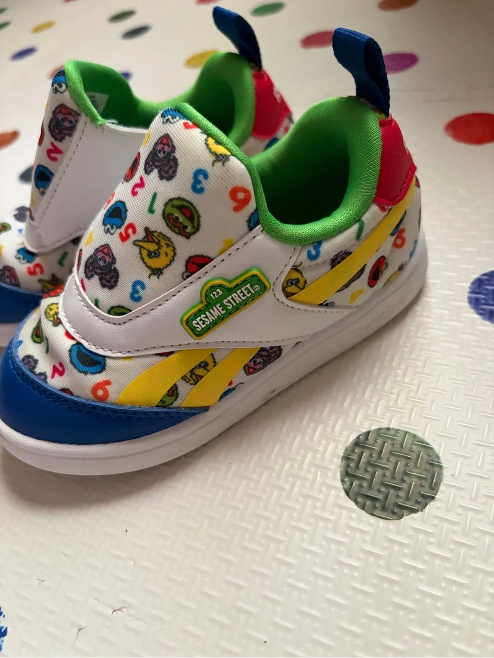 Reebok Sesame Street Sneakers - Toddler size 7